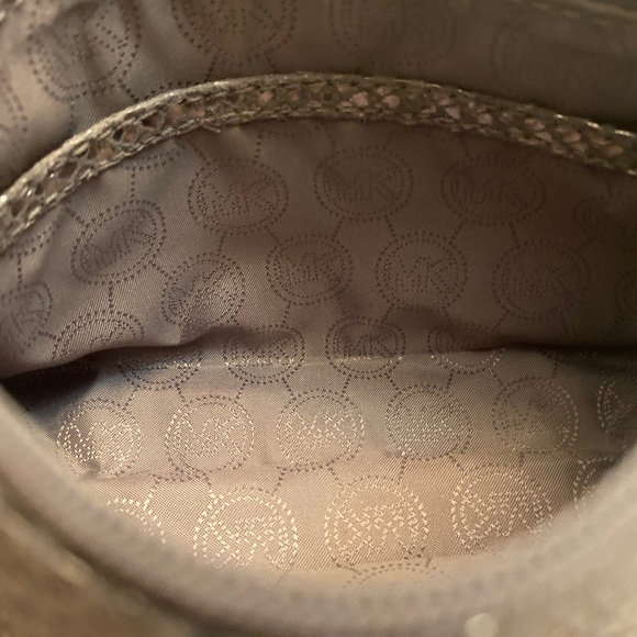 Limited Edition Michael Kors Gunmetal Metallic Cosmetic Clutch Bag - Picture 8 of 15